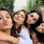 Nandita Swetha Instagram - Wat else we need? Less friends n lot of fun. . @prakash.sowmya @vj_hemalatha @smitha.patil.735 . . #dayout #girlgang #sweethearts #roadtrip #pout #crazygirl #we4 #vjhema #bangalore #wineyard #fun #friends #girlfriends Bangalore, India