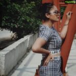Nandita Swetha Instagram - ‘Sunburnt’ . . . #noonclick #getclicked #south #instadaily #instagramers #outdoor #actorlife #southactress #insta #highbun #makeupon #makeup #beauty #burnt #tanned #bangalore #life #time #trend #quarantinelife