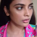 Nandita Swetha Instagram - Obsession!!! #selfies #lipsticks #lipsticklove #pink #closeup #actor #qurantinelife #eye #eyemakeup #instagramer