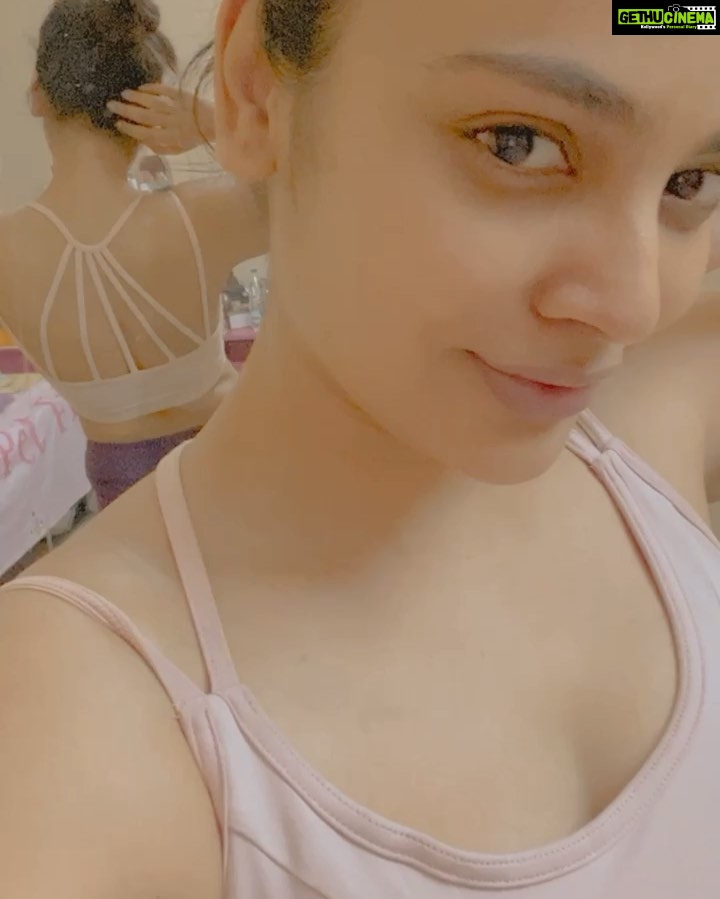 Nandita Swetha Instagram - Self care is so important. Mental health matters a lot. If anybody is going through any sort of issues plz be kind to urself & take care. #positive #loveyourself #instapic #instagood