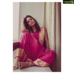 Nandita Swetha Instagram – I was made for sunny days 🌤🌤 📸📸📸 @bhagathmakka 
#sareelook #pose #actor #austhetic #chennai