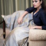 Nandita Swetha Instagram - U know wat?! It’s not one day revolution I learnt everything. I have spent almost 15years to learn every step, in this process I hv lost my patience, my time, my frndships, my relationships, my education etc etc. But nvr gave up on my dream. I don’t say I have reached my the point wher I am satisfied or have done something. But I definitely say I am an Achiever. Hey gals, don’t loose hope, try n try until u get satisfied abt urself. That’s wat achievement. Clicked by @camerasenthil 📸📸📸 This beautiful outfit from @styledivalabel Makeup by @danam_mua 💃🏻💃🏻@vurvesalon 💄💋 Hairstyle by Styled by @nanditaswethaa 😂😂😂 Location courtesy @crowneplazachn #poser #actor #lehenga #croptop #designer #outifit #blousedesigns #chennai #southlook #southactress #smokeyeyes #sponsored #attitude #look #lookbook #event #blueblouse #goldlehenga