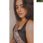 Nandita Swetha Instagram – Heyaa . Ready for today’s live at 7pm? 
I am Going to pick 5 of my followers and call. Let’s talk. Get ready 
#Instalive #7pmlive #Quarantinelife #stayhome #staysafe