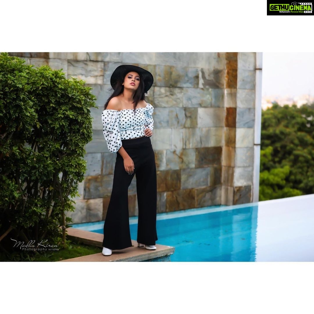 Nandita Swetha Instagram - ‘She wrinkles the body n quitting wrinkles the soul’ Clicked by @madhupkiran Customised hat by @thefiestymiss On request- Top - @shienofficial Palazzo - (Since ages making use this)- Random shop in #commercialstreet White high shoes- @charles&kieth #blacknwhite #poser #actor #pulkadot #sunset #photogram #instagram #instapic #bangalore #fashionweek #sunset #actress #poser