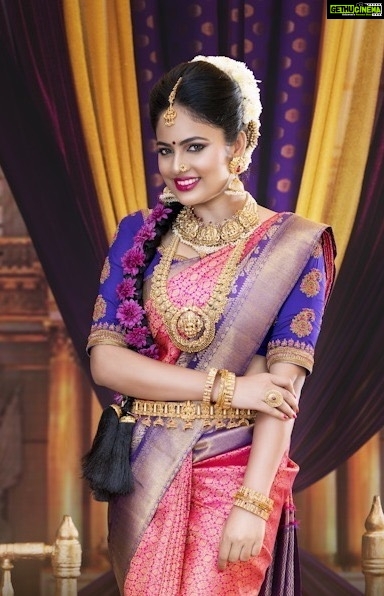 Nandita Swetha Instagram - Hey all, this is my fav part of this year. Recently shot for #weddingvows magazine #calender2020. Getting ready as bride was really a exciting thing for me. @weddinvows @cutsandglorystudios @pansyraja @vurvesalon @intercontinental #bridelook #homelylook #saree #makeup #athulyadecor #chennai