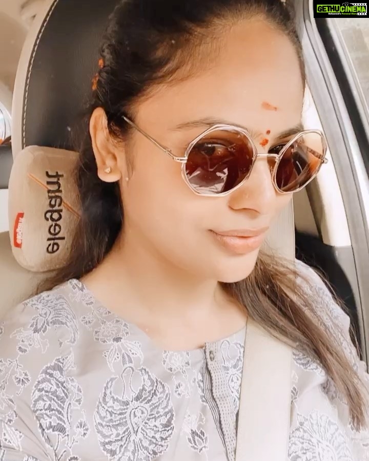 Nandita Swetha Instagram - Mrng vibes Sometimes I do feel that wat if my profession is not as an actor. I don’t think ther wil be any difference. Becz I still be the same old school girl. I still get scolds by my mom. I still do every mischievous things as any other gal do. I still eat a lot n I still regret for it. I m privilege to be an actor n still be the same girl. That’s why success or failure nvr makes any difference in my behaviour n I love that about me. Here wat I am trying to say is, whatever u do jus have that inncocence Cheers xxx