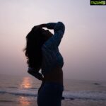 Nandita Swetha Instagram – #sunrise & #Me 
#sun #pose #poser #actor #beach #click @z.ports