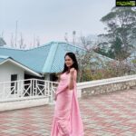 Nandita Swetha Instagram – No caption needed❄️❄️❄️ Follow me on #heloapp for the exclusive stills 
#poser #11pro #saree #pink #cloud #cold #instapic #instagram