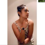 Nandita Swetha Instagram - Ok last one #nanditaswetha #danielwellington @danielwellington #watch #bunhairstyle #selfie #iphone11pro @apple #click #south