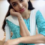 Nandita Swetha Instagram - Life as #Swathi #kabadadaari #tamil #telugu #actor #poser #homely #selfie #iphone11pro #blue #salwar #plainlook #longhair #lovemylook