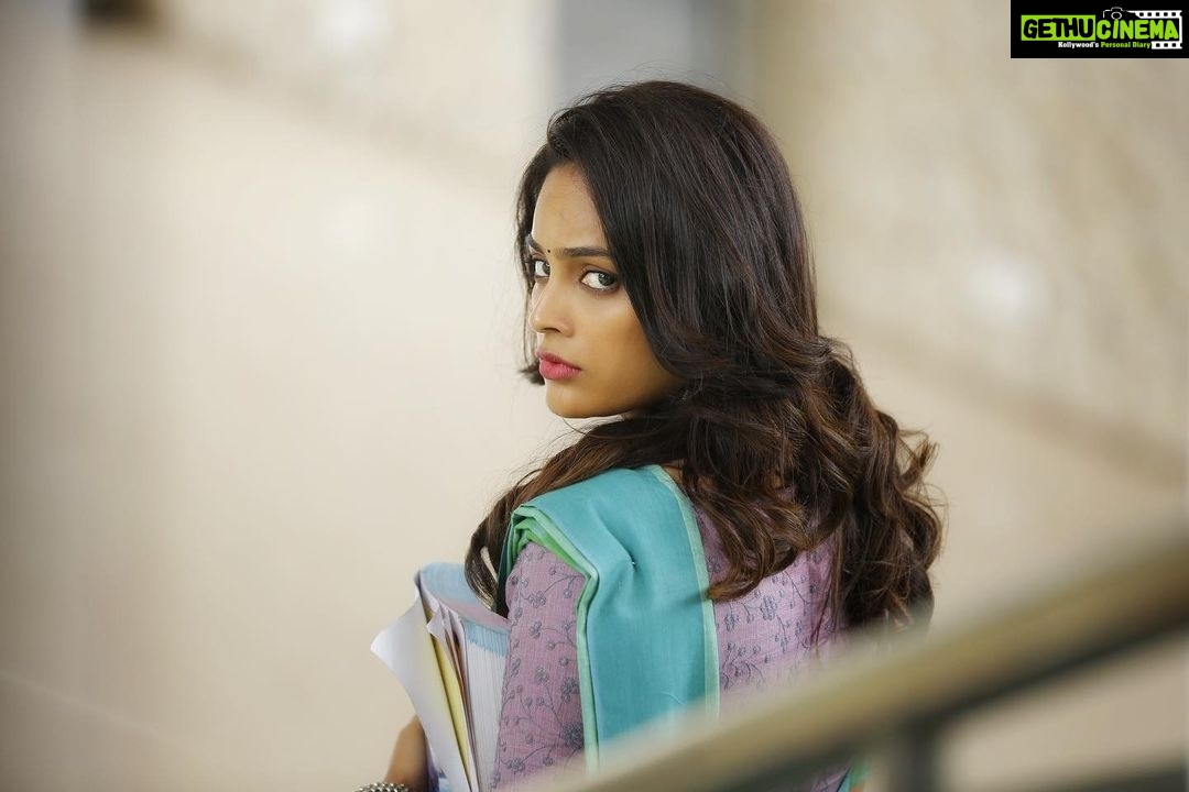 Nandita Swetha Instagram - N that’s me #Akshara teacher. Can u write ur fav teacher name? #Akshara #releasesoon #teacher #sareelove #actor
