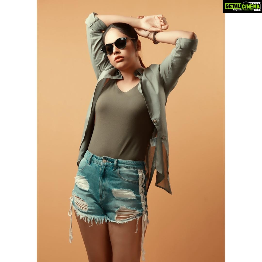 Nandita Swetha Instagram - #Diva Clickz @bhagathmakka MKUP @viji_sharath Hair #dhanashekar Styled @karunya.nag #chennai #shoot #poser #actor #experiments #southactress #actor #tamil #telugu