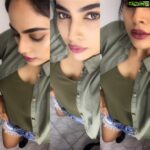 Nandita Swetha Instagram - Befr getting the final output, selfie is must🥰🥰 becz I love myself #selie #actor #pout #shorts #shirt #iphonexmaxphotography #actor #chennai #tamil #south #southactress Makeup by @viji_sharath Hair by #dhanasekar Chennai, India