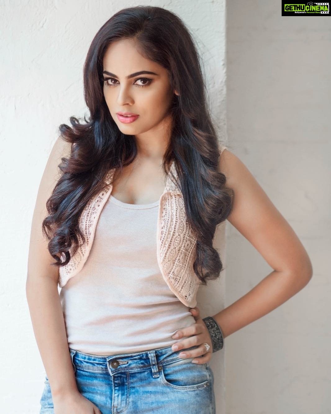 Nandita Swetha Instagram - Weekend vibes-)💚💙❤️