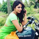 Nandita Swetha Instagram - Hey yooo, M doin fine👍👍👍 #Poser #Actor #Actress #Green #Homely #Shootmode #Royalenfield
