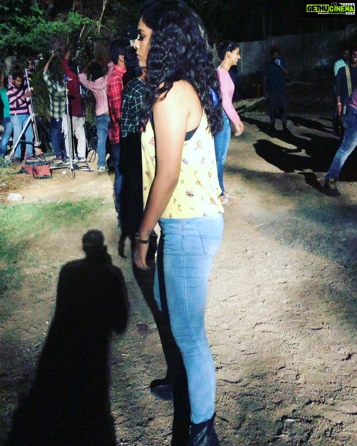 Nandita Swetha Instagram - #4am #20hrs of shoot. Still being crazy 😜 #Actress #Actresslife #Realme #Midniteshoot #Trying