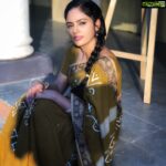 Nandita Swetha Instagram - The best quality in me is getting into the character so well❤️❤️❤️ #Confidence #Avani #Telugumovie #Happyme #Remakeofsathurangavettai #Maturedrole