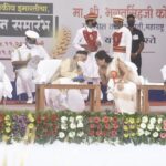 Navaneet Kaur Instagram - महामहिम राज्यपाल श्री भगतसिंग कोशारी याचे शुभहस्ते श्री शिवाजी शिक्षण संस्था व कृषी महाविद्यालयाच्या नवीन प्रशासकीय इमारतीचे उदघाटन संपन्न, शिवाजी शिक्षण संस्था अध्यक्ष श्री हर्षवर्धनजी देशमुख,महापौर चेतन गावंडे आदींसह संस्था कार्यकारिणी सदस्य व मान्यवरांची उपस्थिती शिक्षण महर्षी डॉ पंजाबराव उपाख्य भाऊसाहेब देशमुख यांच्या दूरदृष्टी व शिक्षण विषयक तळमलीमुळेच आज श्री शिवाजी शिक्षण संस्था ही विदर्भातील बहुजनांच्या शिक्षणाची गंगोत्री ठरली... विदर्भाचा अनुशेष भरून काढण्यासाठी व विदर्भ वासीयांना न्याय मिळवून देण्यासाठी विधिमंडळाचे नियोजित हिवाळी अधिवेशन हे ठरल्याप्रमाणे नागपूर येथेच व्हावे राज्यपालांकडे जाहीर मागणी