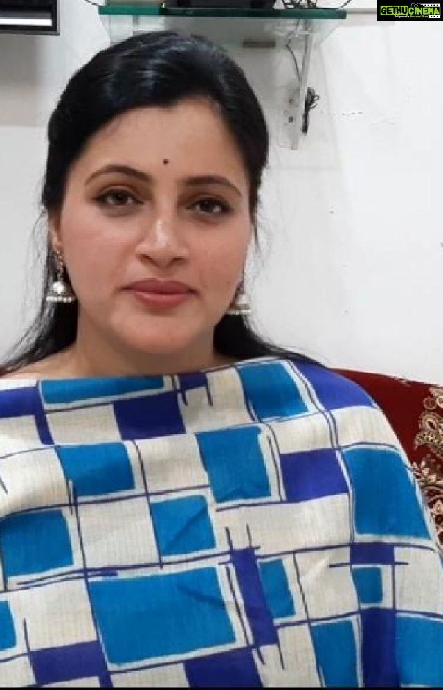 Navaneet Kaur Instagram - 14 एप्रिल - महामानव भारतरत्न डॉ. भीमराव आंबेडकर जयंतीच्या शुभ पर्वावर 5 महिन्यांकरिता सर्वांचे नळ व विजेचे बिल माफ व्हावे अशी मागणी केंद्रीय वीज मंत्री श्री. राजकुमार सिंग जी यांच्याशी केली.