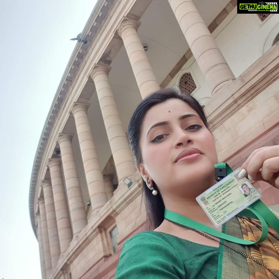 Navaneet Kaur Instagram - First day in Parliament