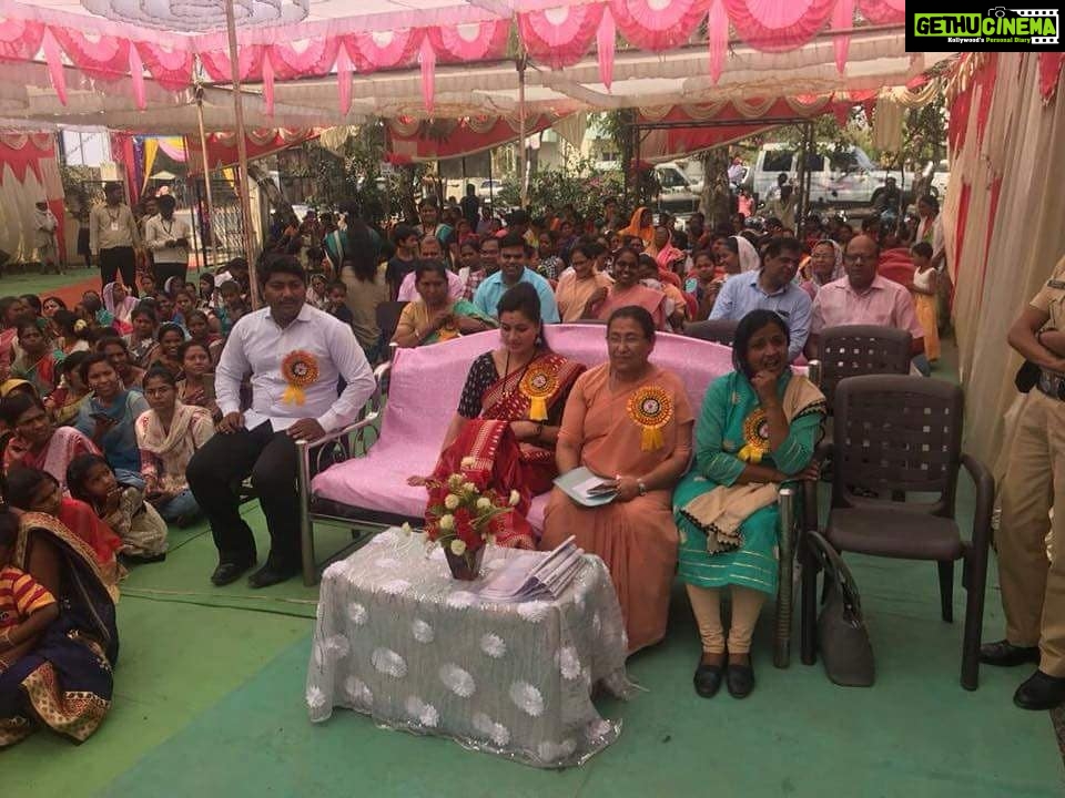 Navaneet Kaur Instagram - दिव्य सदन सोशल सेंटर द्वारा आयोजित महिला दिना निमित्य नवनीत ताई राणा उद्घाटिका म्हणून उपस्तिति दर्शविली #YSP #YuvaSwabhimanParty #NavneetRaviRana #MLARaviRana #Amravati #Badnera