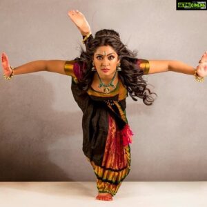 Navya Nair Instagram - Dance when you are broken open, dance if u hav torn the bandage off , dance in the middle of fighting , dance in ur blood , dance wen u r perfectly free RUMI