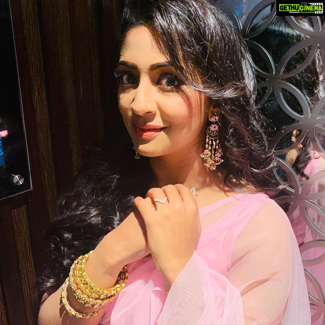 Navya Nair Instagram - Grihalakshmiphotoshoot .. make up @unnips Styling @sabarinathnath Jewels @pureallure.in @mrudula.murali Thank u so much my dear mrudu fr des beautiful jewels .. 😘😘😘😘😘