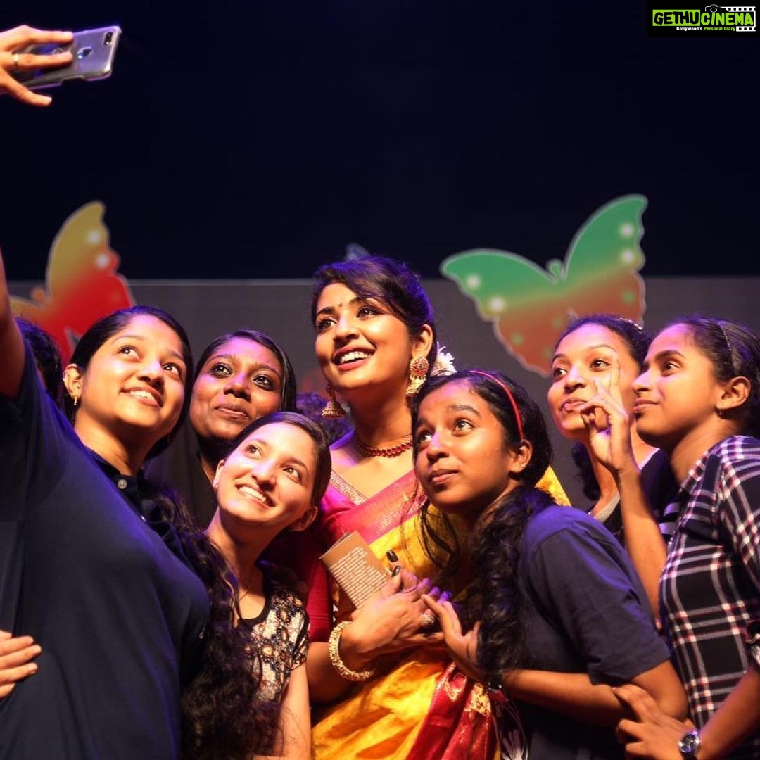 Navya Nair Instagram - Children from NISH institute TVM... (National institute of speech and hearing ) .. loved ur dancing my girls .. 😘😘😘..