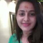 Navya Nair Instagram – Thanx darls