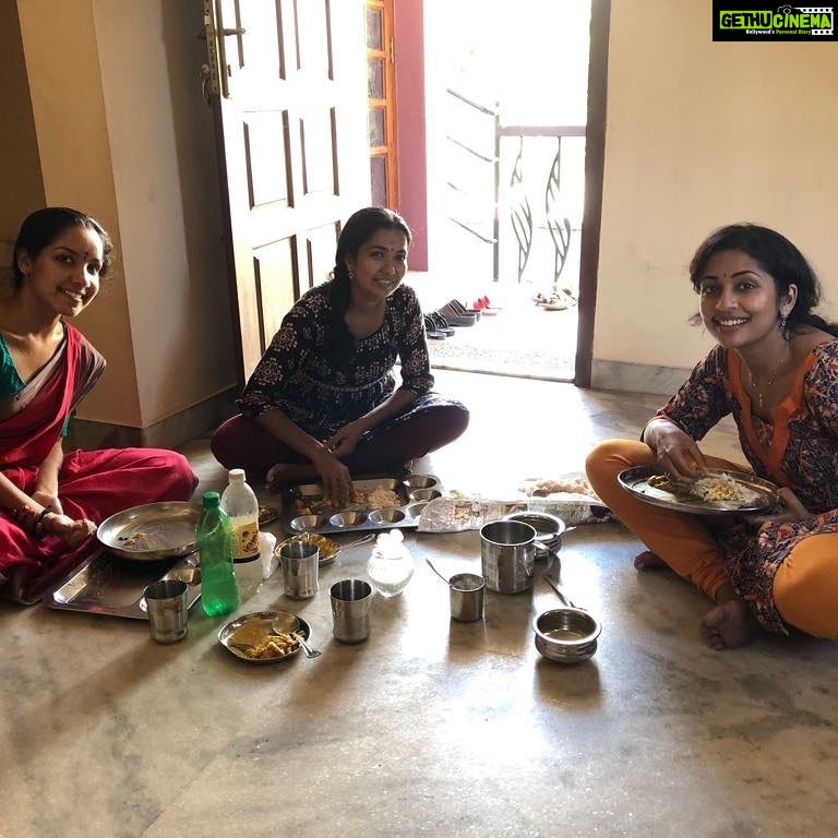 Navya Nair Instagram - Lunchafterpractise