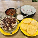 Navya Nair Instagram - My preparation fr ammas bday .. her fav mutton curry and ghee rice .. ❤️❤️❤️
