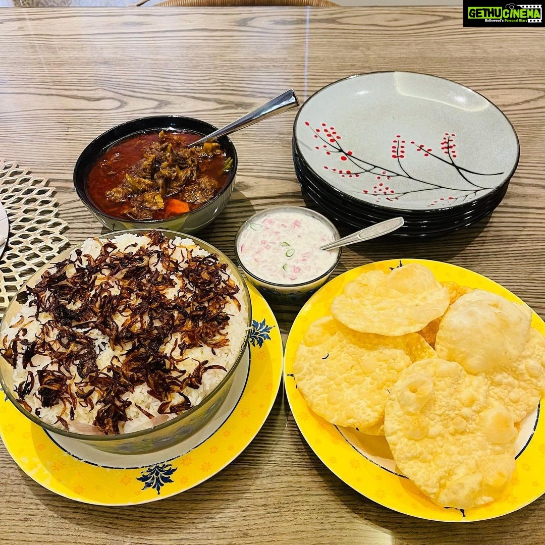 Navya Nair Instagram - My preparation fr ammas bday .. her fav mutton curry and ghee rice .. ❤️❤️❤️