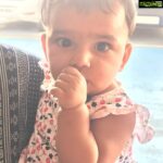 Navya Nair Instagram - 😘😘😘😘no clue who u r .. Bt babe u r too cute .... umma..