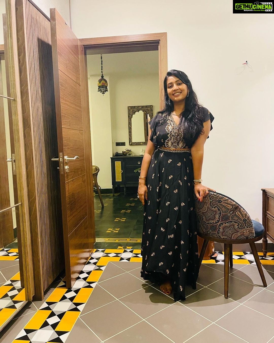 Navya Nair Instagram - Love yourself … ❤️❤️❤️