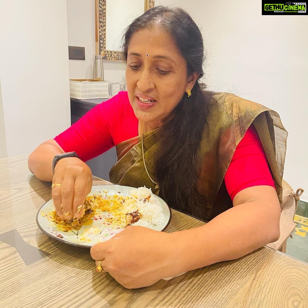 Navya Nair Instagram - My preparation fr ammas bday .. her fav mutton curry and ghee rice .. ❤️❤️❤️