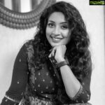 Navya Nair Instagram – Make up – my all time favs @sajithandsujith 
Pic courtesy cutie @pranavraaaj #blackandwhitephotography #blackisbeautiful