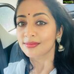 Navya Nair Instagram - എന്റെ സ്കൂളിന്റെ നവതി ആഘോഷ സമാപന സമ്മേളനം .. covid പ്രോട്ടോകോളുകൾ എല്ലാം പാലിച്ചു നടത്തിയ പരിപാടി .. swipe next .. സ്കൂൾ ചാപ്പൽ , ഇവിടെ പരീക്ഷക്ക് ചോദ്യം എളുപ്പവാണെന്നും ,ഫുൾ മാർക്സ് കിട്ടണെന്നും എത്രയോ പ്രാർത്ഥിച്ച പള്ളി .. കർത്താവിനും മാതാവിനും ഒരു സ്വസ്ഥത കൊടുത്തുട്ടില്ല .. ഇന്നിതാ വീണ്ടും സ്കൂളിന്റെ നവതി ഉദ്‌ഘാടനം .. god is great .. എന്റെ അമ്മൂമ്മയും അമ്മയും പിന്നെ ഞാനും പഠിച്ച സ്കൂൾ .. അച്ചടക്കം , സ്നേഹം ,പരിഗണന ,സഹാനുഭൂതി ഒക്കെ പഠിപ്പിച്ച വിളനിലം .. ബഥനി ബാലികമഠം .. to all my classmates out there at bethany , just visited and had an awesome time with sister rajitha , sister lumina , santha teacher ,lissy kumari teacher ,esther teacher ,jessy teacher, sister vineetha , kalamandalam krishnaprasad sir.. Anu teacher , pushpa teacher , susamma teacher , susanna teacher , all of them got retired ..