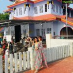 Navya Nair Instagram – Muthappan temple .. valappattanam river .. scenic beauty .. awesome darshan ..costume @crysalzz_mijununizar