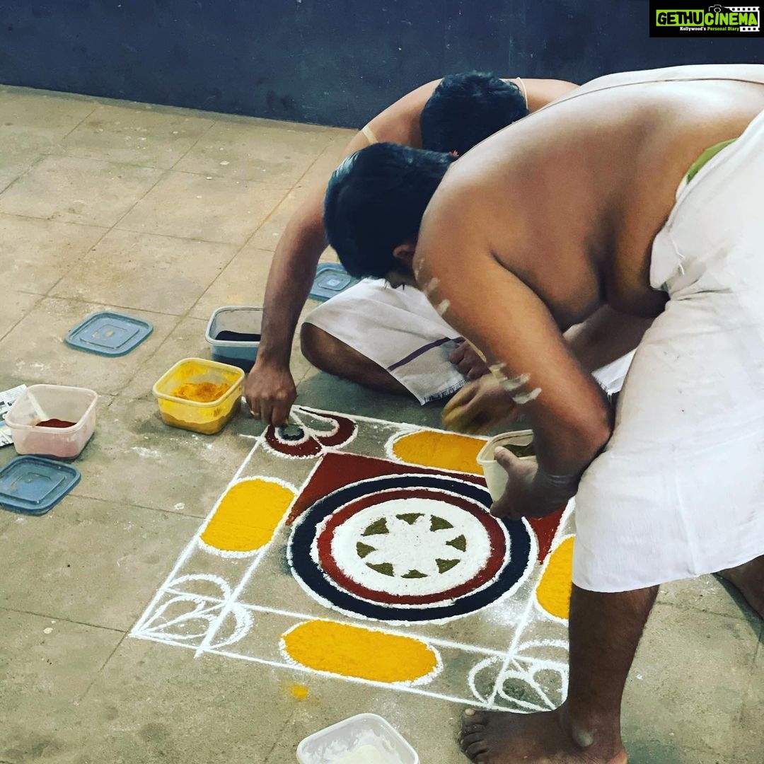 Navya Nair Instagram - Pooja scenes at ancestral home ..