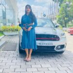 Navya Nair Instagram - New car … ❤️❤️❤️ Cooper countryman .. gods blessings .. @mini @mini_countryman_lovers @rahulr36