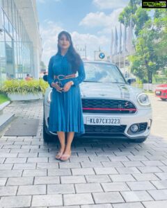 Navya Nair Instagram - New car … ❤️❤️❤️ Cooper countryman .. gods blessings ..

@mini @mini_countryman_lovers @rahulr36