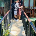 Navya Nair Instagram - Because when u stop and look around , this life is pretty amazing .. ❤️❤️❤️ Dream Catcher Resort