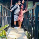 Navya Nair Instagram - Because when u stop and look around , this life is pretty amazing .. ❤️❤️❤️ Dream Catcher Resort