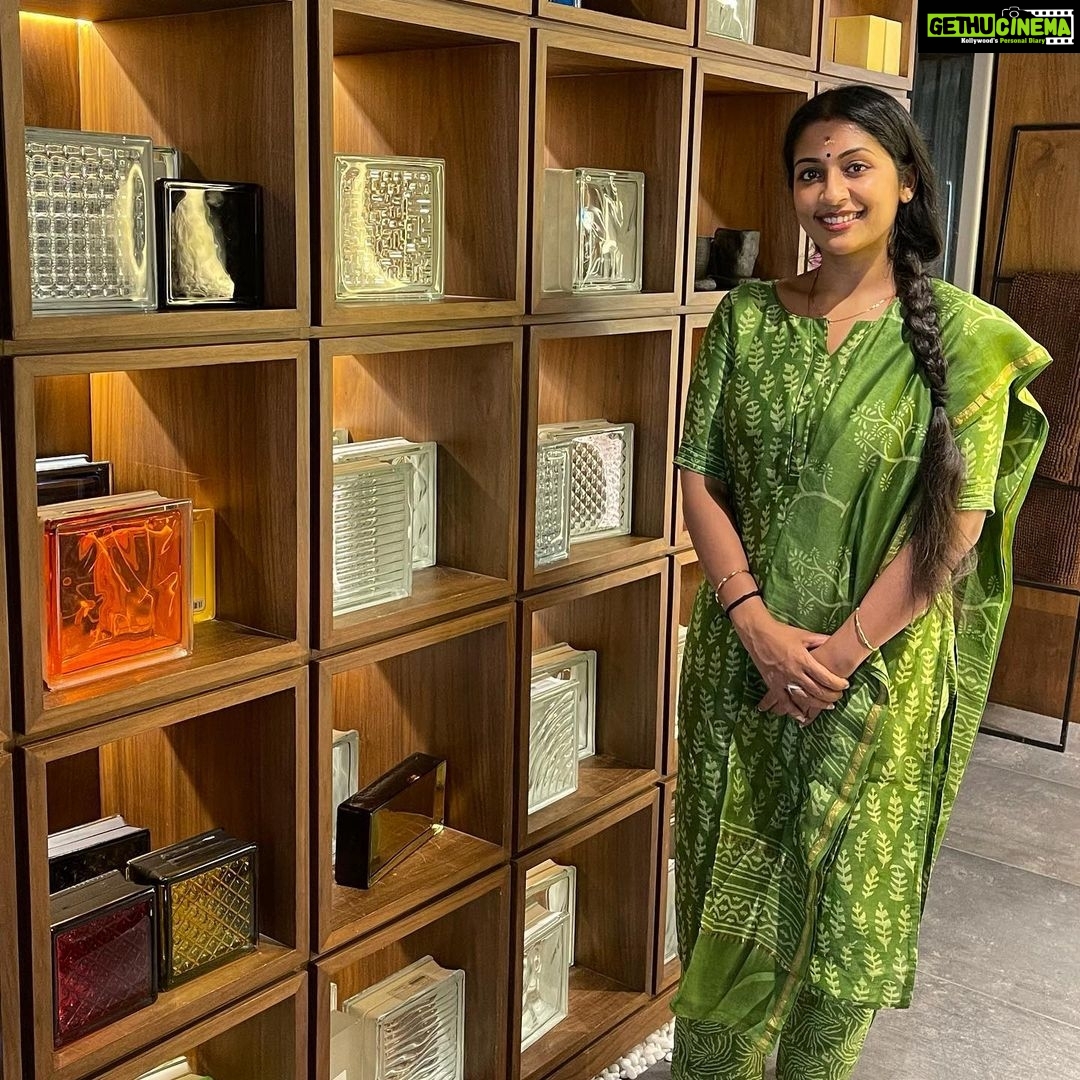 Navya Nair Instagram - The desire to know your own soul will end all other desires.....❤️❤️❤️ thank u midhila fr this outfit @sareestoriesbymidhila @abcemporioindia