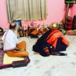 Navya Nair Instagram - Late post 🤗🤗🤗.. the greatest gift on planet Earth is the rare event of an enlightened Master happening in ones life .. He is the ultimate luxury .. gurubhyo namah 🙏🏻🙏🏻🙏🏻