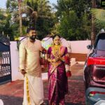 Navya Nair Instagram - Happy married life to my dear kannappa .. my brother , my friend .. we have had so many late night discussions evn about the stupidest things under the sun .. i still shout at u , beat u , bite u , make fun of u at everything u do , never did i know tat u hav grown up so big .. u r still my chottu .. love u both swathi and kanna .. may u both hav a happy and peaceful life .. life is all about living , its everyday , every moment .. end of the day all that matters is how well u lived .. save not money bt moments ..