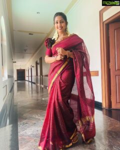 Navya Nair Instagram - A heart filled with love is like a phoenix that no cage can imprison ..