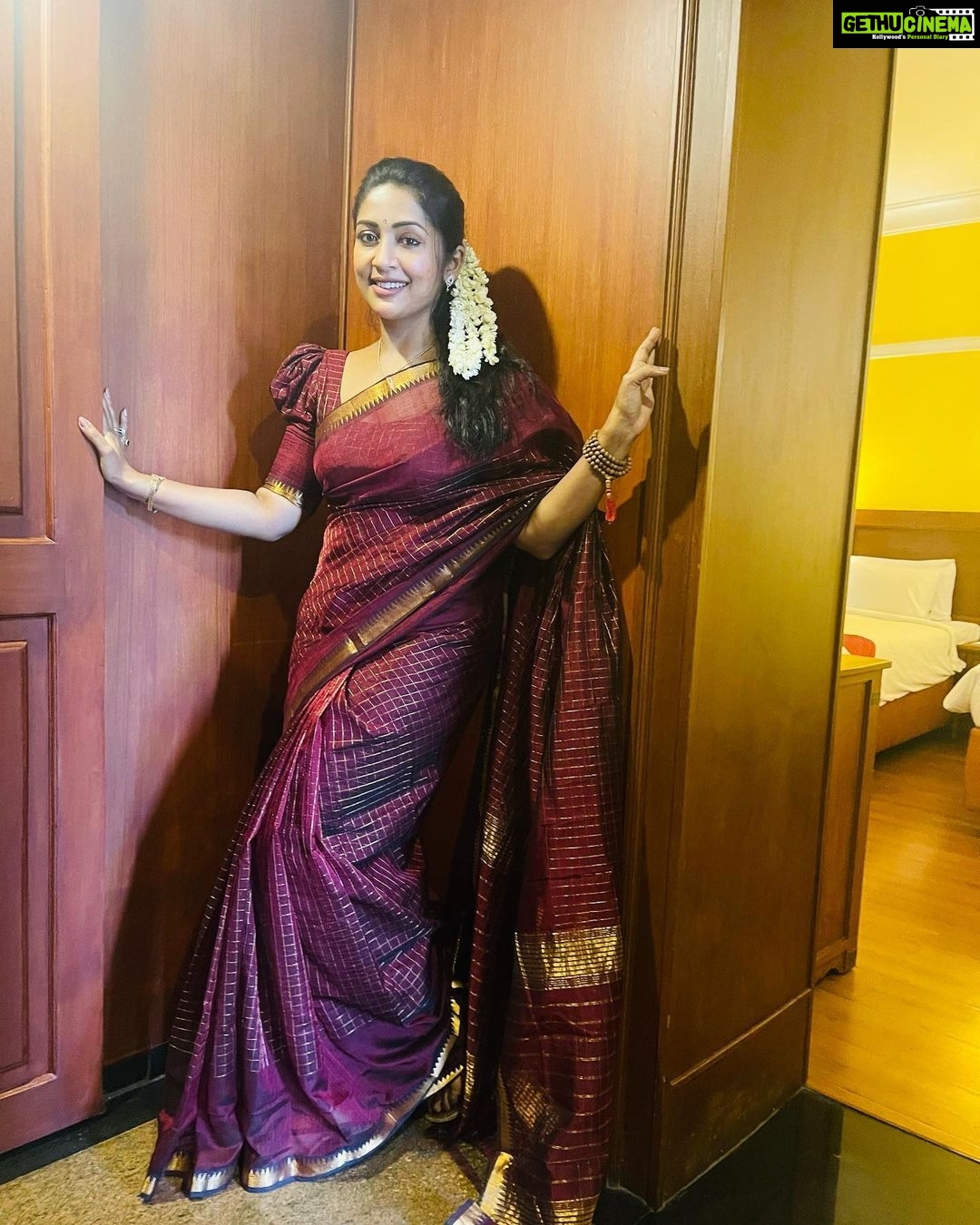 Navya Nair Instagram - A heart filled with love is like a phoenix that no cage can imprison ..