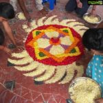 Navya Nair Instagram - Different stages of our pookkalam 😍😍😍 actually i was too sick , so i had planned in my mind to go fr a simple pookkalam .. bt when there are lot of flowers and lot of kids around to encourage , u end up making them happy and inturn happy too see their smiles ... #love #pookkalam #onam