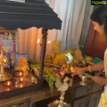 Navya Nair Instagram - Vishunu post cheythatha ethuvare nadannittilla .. 🙄🙄🙄okke kazinjappo dey vannirikkunnu 🤦🏻‍♀️🤦🏻‍♀️🤦🏻‍♀️